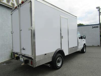 2023 Ford E-Series REFRIGERATED/FREEZER BOX – THERMO KING V320 ELECTRIC STANDBY - Photo 10 - Haddon Twp, NJ 08107