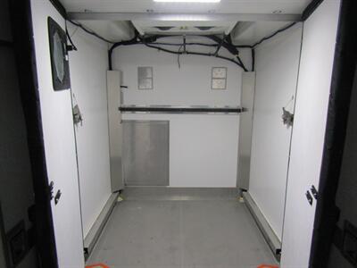 2023 Ford E-Series REFRIGERATED/FREEZER BOX – THERMO KING V320 ELECTRIC STANDBY - Photo 15 - Haddon Twp, NJ 08107