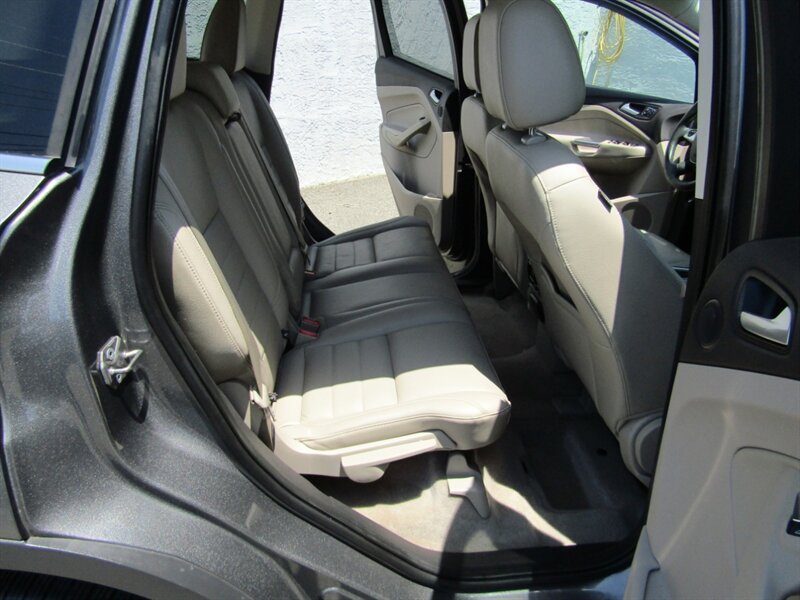 2014 Ford Escape AWD,NAV,PREM PKG,COMFORT PKG,SILVER CERTIFIED - Photo 48 - Haddon Twp, NJ 08107