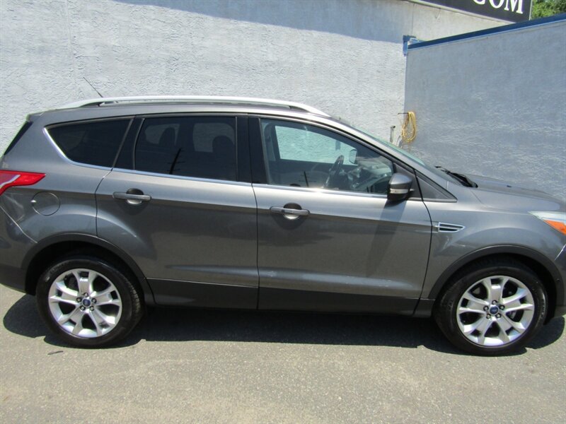 2014 Ford Escape AWD,NAV,PREM PKG,COMFORT PKG,SILVER CERTIFIED - Photo 8 - Haddon Twp, NJ 08107