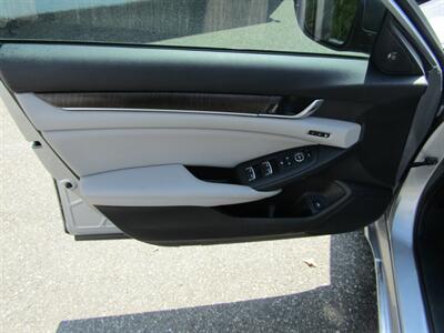 2018 Honda Accord EXL,PREM,NAV,TECH PKG,DR.ASST PKG,SILVER CERTIFIED   - Photo 31 - Haddon Twp, NJ 08107