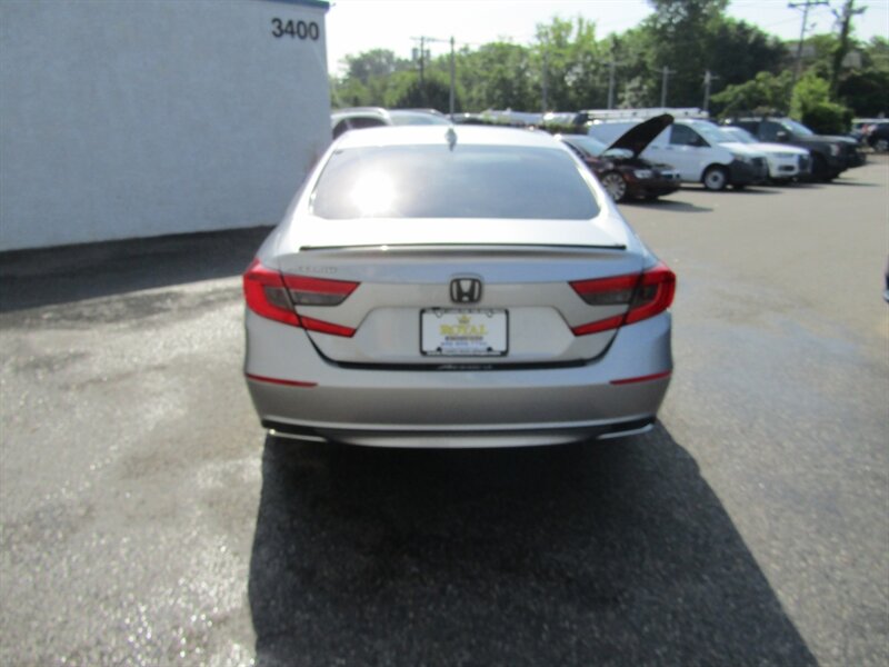 2018 Honda Accord EXL,PREM,NAV,TECH PKG,DR.ASST PKG,SILVER CERTIFIED - Photo 6 - Haddon Twp, NJ 08107