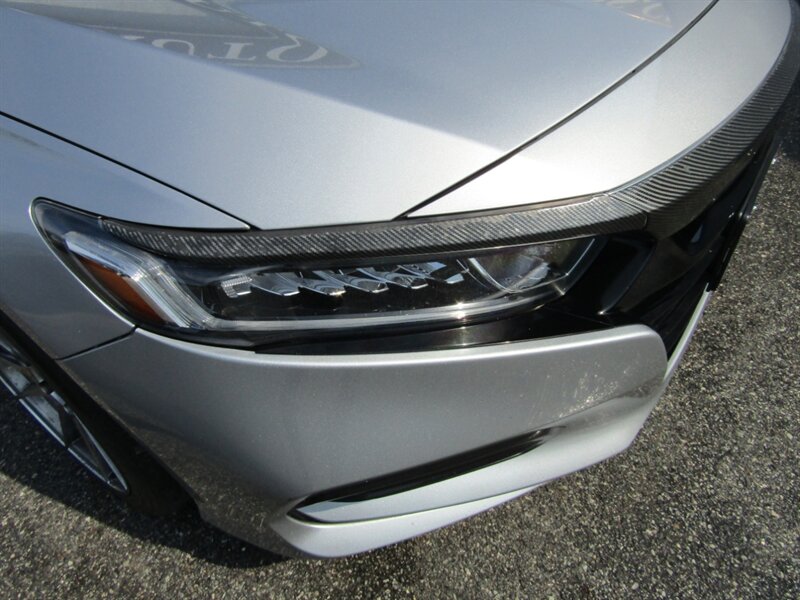 2018 Honda Accord EXL,PREM,NAV,TECH PKG,DR.ASST PKG,SILVER CERTIFIED - Photo 9 - Haddon Twp, NJ 08107