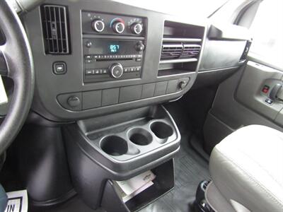 2012 Chevrolet Express 3500 ,HEAVY DUTY,UTILTY BODY,SILVER CERTIFIED   - Photo 27 - Haddon Twp, NJ 08107