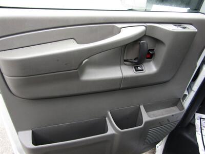 2012 Chevrolet Express 3500 ,HEAVY DUTY,UTILTY BODY,SILVER CERTIFIED   - Photo 9 - Haddon Twp, NJ 08107