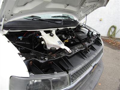 2012 Chevrolet Express 3500 ,HEAVY DUTY,UTILTY BODY,SILVER CERTIFIED   - Photo 32 - Haddon Twp, NJ 08107