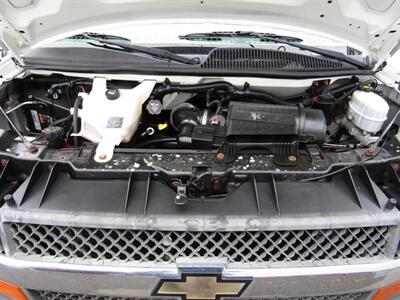2012 Chevrolet Express 3500 ,HEAVY DUTY,UTILTY BODY,SILVER CERTIFIED   - Photo 33 - Haddon Twp, NJ 08107