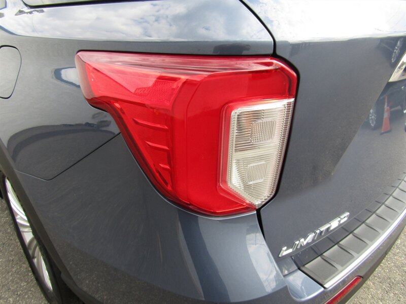 2021 Ford Explorer Hybrid Limited photo 21