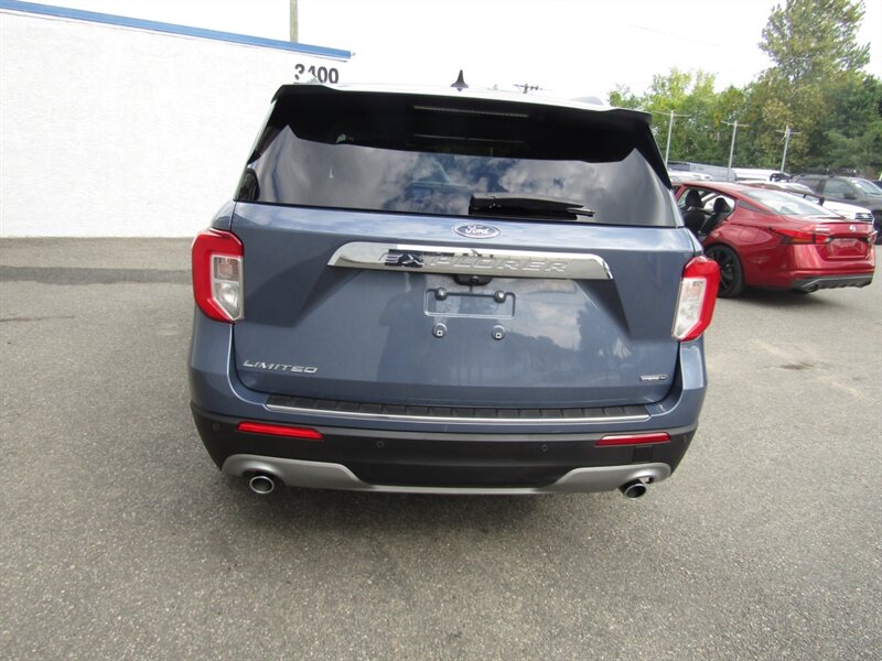 2021 Ford Explorer Hybrid Limited photo 2