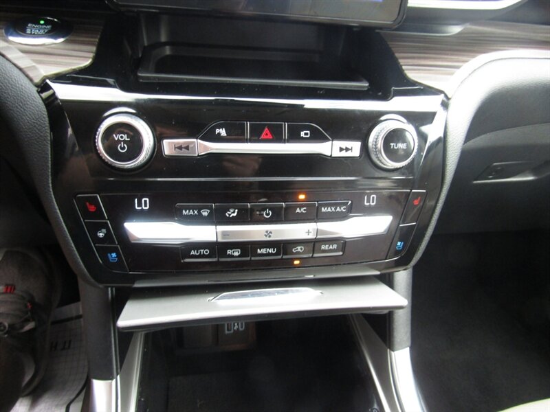 2021 Ford Explorer Hybrid Limited photo 57