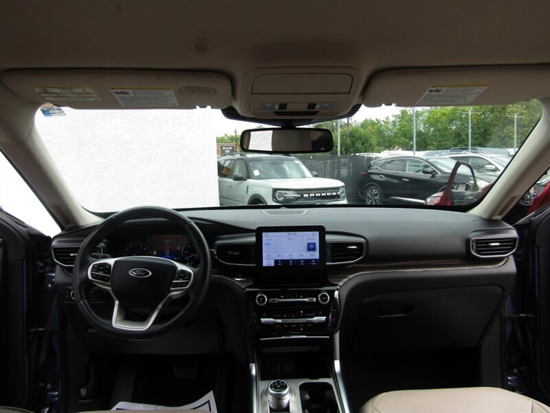 2021 Ford Explorer Hybrid Limited photo 49