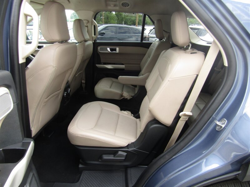 2021 Ford Explorer Hybrid Limited photo 35