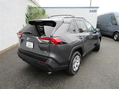 2021 Toyota RAV4 LE   - Photo 7 - Haddon Twp, NJ 08107