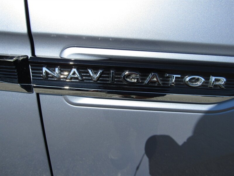2024 Lincoln Navigator L BLACK LABEL AWD,DR ASST,TECH PKG,SILVER CERTIFIED - Photo 33 - Haddon Twp, NJ 08107