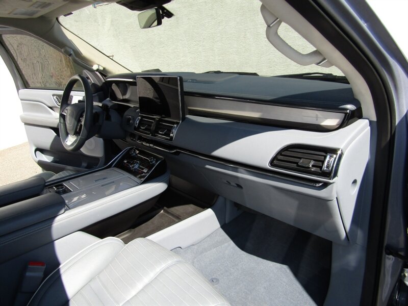 2024 Lincoln Navigator L BLACK LABEL AWD,DR ASST,TECH PKG,SILVER CERTIFIED - Photo 52 - Haddon Twp, NJ 08107