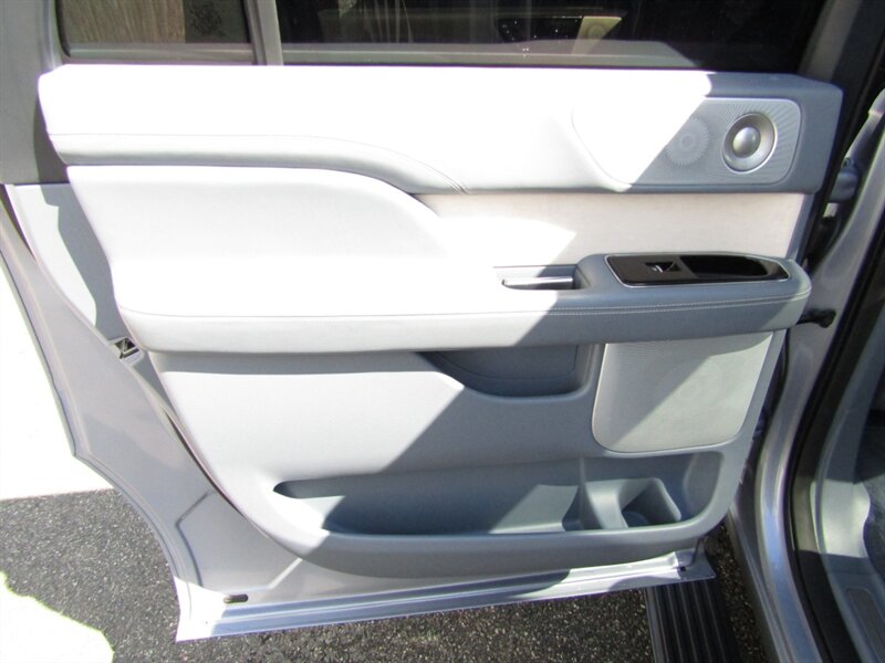 2024 Lincoln Navigator L BLACK LABEL AWD,DR ASST,TECH PKG,SILVER CERTIFIED - Photo 40 - Haddon Twp, NJ 08107