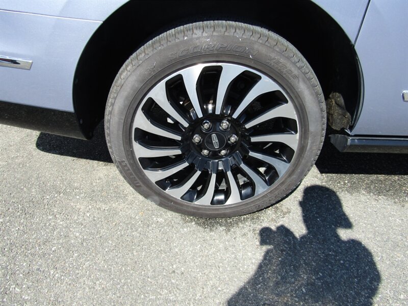2024 Lincoln Navigator L BLACK LABEL AWD,DR ASST,TECH PKG,SILVER CERTIFIED - Photo 16 - Haddon Twp, NJ 08107
