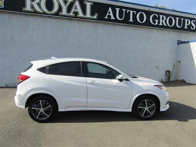 2019 Honda HR-V Touring - Photo 2 - Haddon Twp, NJ 08107