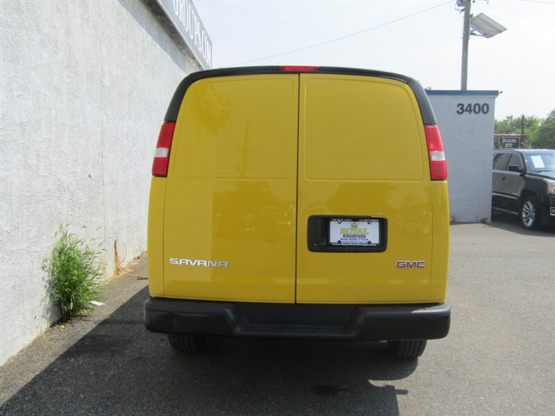 2022 GMC Savana 2500 HD,CONV PKG,RVC,SILVER CERTIFIED - Photo 7 - Haddon Twp, NJ 08107