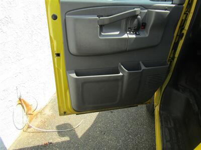 2022 GMC Savana 2500 HD,CONV PKG,RVC,SILVER CERTIFIED - Photo 13 - Haddon Twp, NJ 08107