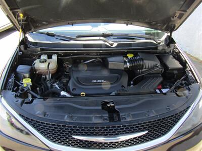 2017 Chrysler Pacifica Touring   - Photo 39 - Haddon Twp, NJ 08107