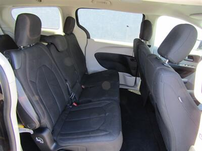2017 Chrysler Pacifica Touring   - Photo 20 - Haddon Twp, NJ 08107