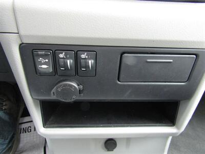 2017 Toyota Sienna XLE,NAV,LEATHER,TECH PKG,RVC,SILVER CERTIFIED   - Photo 40 - Haddon Twp, NJ 08107