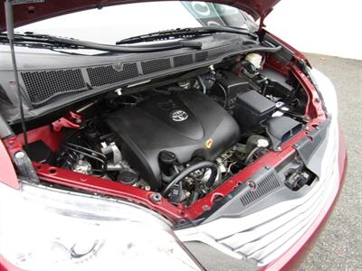 2017 Toyota Sienna XLE,NAV,LEATHER,TECH PKG,RVC,SILVER CERTIFIED   - Photo 47 - Haddon Twp, NJ 08107