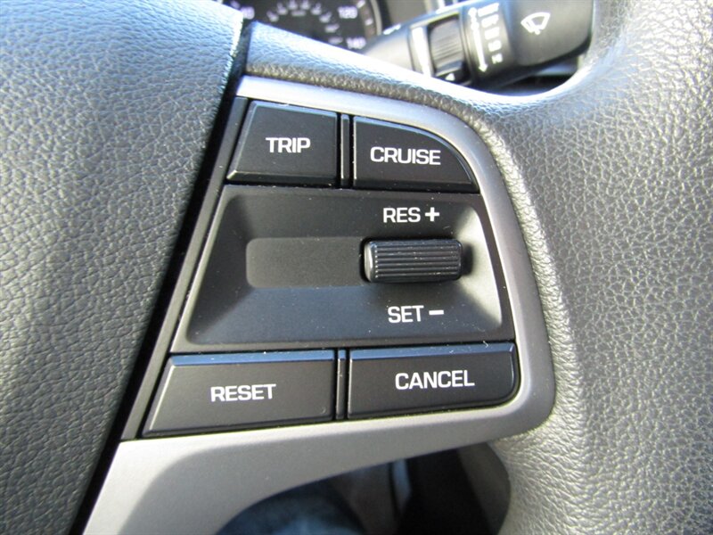 2017 Hyundai ELANTRA SE,CONV PKG,BLUETOOTH,SILVER CERTIFIED - Photo 25 - Haddon Twp, NJ 08107