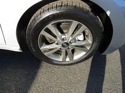 2017 Hyundai ELANTRA SE,CONV PKG,BLUETOOTH,SILVER CERTIFIED - Photo 35 - Haddon Twp, NJ 08107