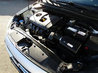 2017 Hyundai ELANTRA SE,CONV PKG,BLUETOOTH,SILVER CERTIFIED - Photo 38 - Haddon Twp, NJ 08107