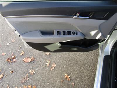 2017 Hyundai ELANTRA SE,CONV PKG,BLUETOOTH,SILVER CERTIFIED - Photo 10 - Haddon Twp, NJ 08107