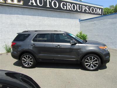 2015 Ford Explorer XLT   - Photo 8 - Haddon Twp, NJ 08107