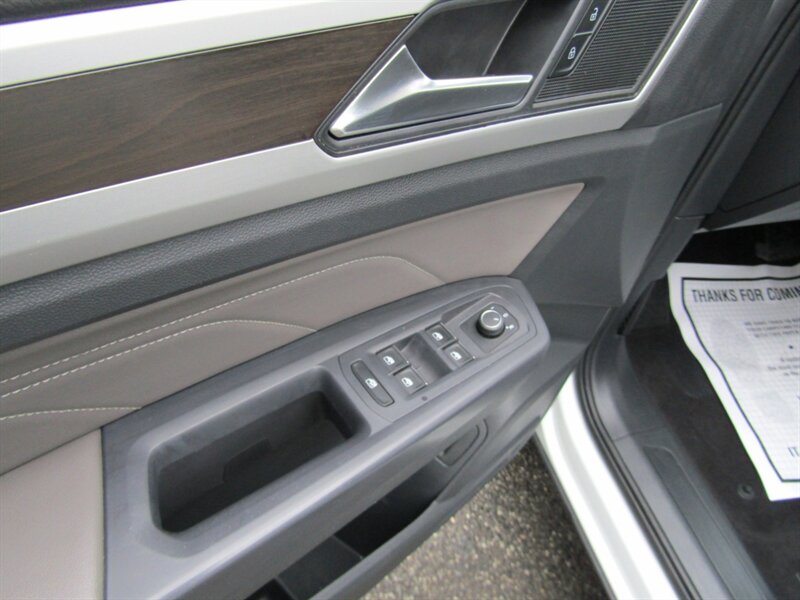 2021 Volkswagen Atlas SE,TECH PKG,LEATHER,COMFORT PKG,SILVER CERTIFIED   - Photo 32 - Haddon Twp, NJ 08107