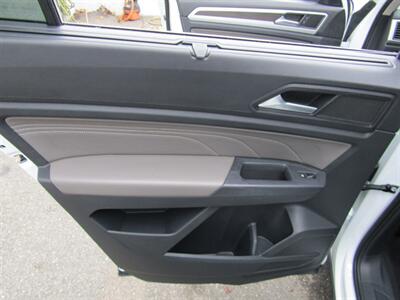 2021 Volkswagen Atlas SE,TECH PKG,LEATHER,COMFORT PKG,SILVER CERTIFIED   - Photo 35 - Haddon Twp, NJ 08107