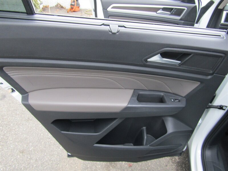 2021 Volkswagen Atlas SE,TECH PKG,LEATHER,COMFORT PKG,SILVER CERTIFIED   - Photo 35 - Haddon Twp, NJ 08107
