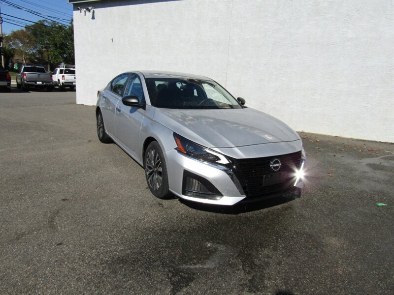 2024 Nissan Altima SV,CONV PKG,RVC,TECH PKG,SILVER CERTIFIED  