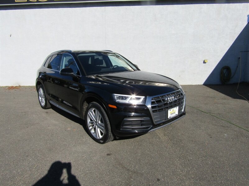 2018 Audi Q5 2.0T quattro Premium Plus  