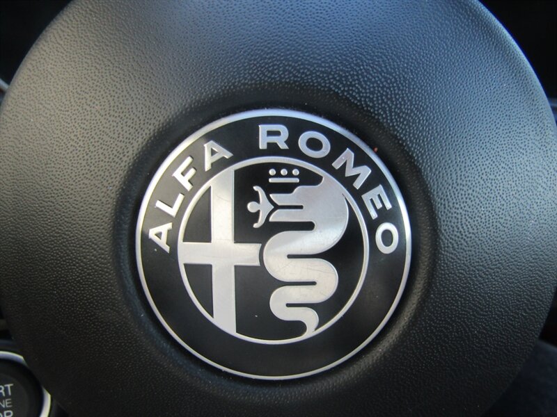 2020 Alfa Romeo Stelvio Sport - Photo 27 - Haddon Twp, NJ 08107