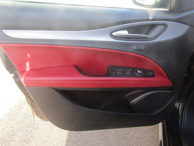 2020 Alfa Romeo Stelvio Sport - Photo 9 - Haddon Twp, NJ 08107