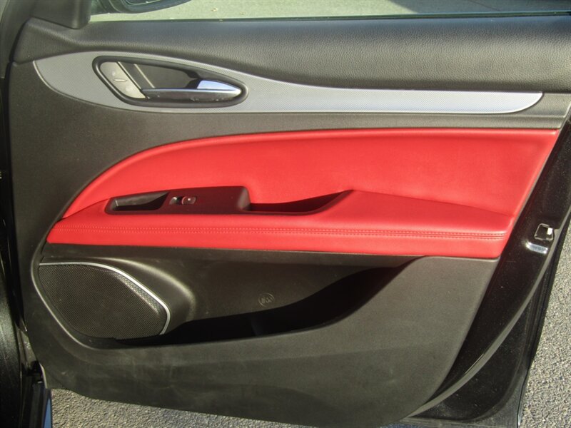 2020 Alfa Romeo Stelvio Sport - Photo 23 - Haddon Twp, NJ 08107
