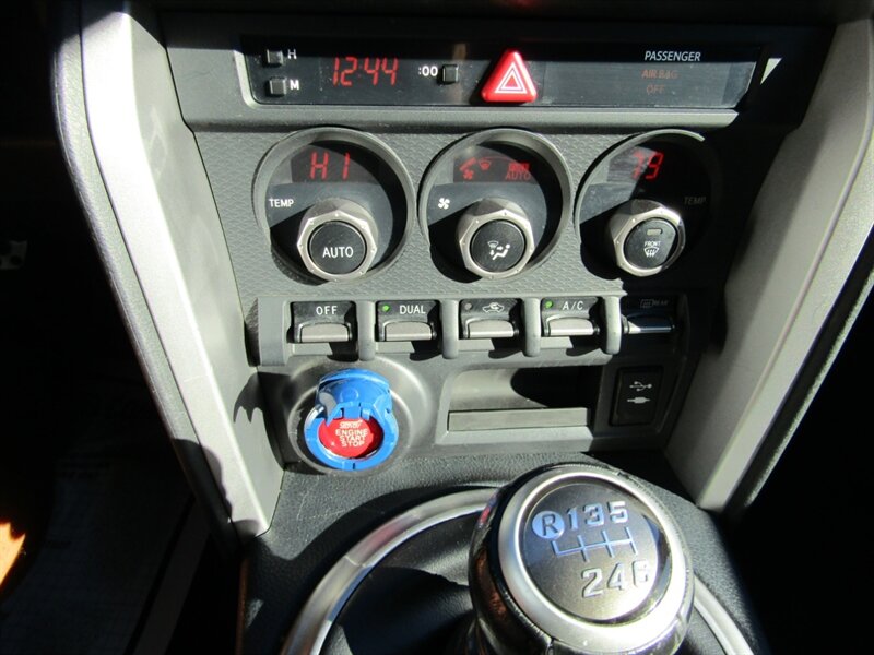 2015 Subaru BRZ NAV,PREM PKG,CONV PKG,RVC,SILVER CERTIFIED - Photo 41 - Haddon Twp, NJ 08107