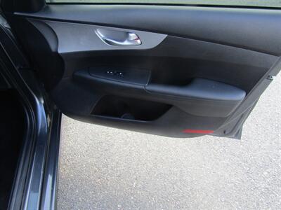 2023 Kia Forte LXS - Photo 18 - Haddon Twp, NJ 08107