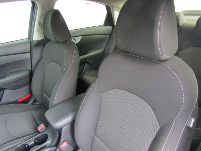 2023 Kia Forte LXS - Photo 12 - Haddon Twp, NJ 08107