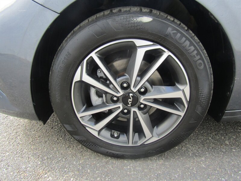 2023 Kia Forte LXS - Photo 33 - Haddon Twp, NJ 08107