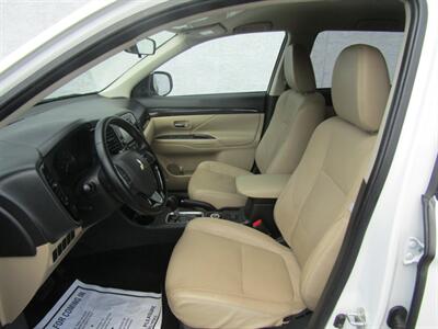 2016 Mitsubishi Outlander SE   - Photo 12 - Haddon Twp, NJ 08107