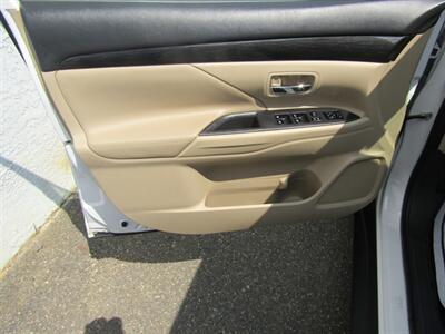 2016 Mitsubishi Outlander SE   - Photo 9 - Haddon Twp, NJ 08107