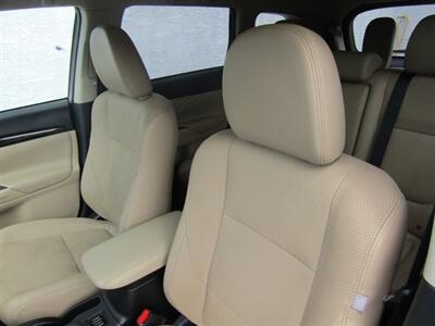 2016 Mitsubishi Outlander SE   - Photo 13 - Haddon Twp, NJ 08107