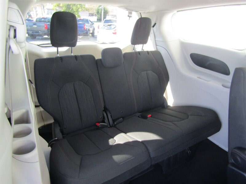2019 Chrysler Pacifica TOURING,PWR PKG,CONV PKG,RVC,SILVER CERTIFIED - Photo 19 - Haddon Twp, NJ 08107
