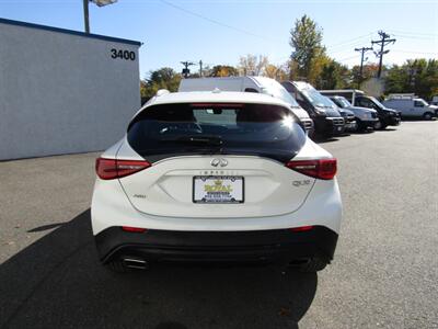 2017 INFINITI QX30 AWD, PREM,TECH PKG,CONV PKG,RVC,SILVER CERTIFIED   - Photo 6 - Haddon Twp, NJ 08107